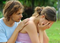 Hal Kecil Untuk Meredakan Pasangan Yang Menangis
